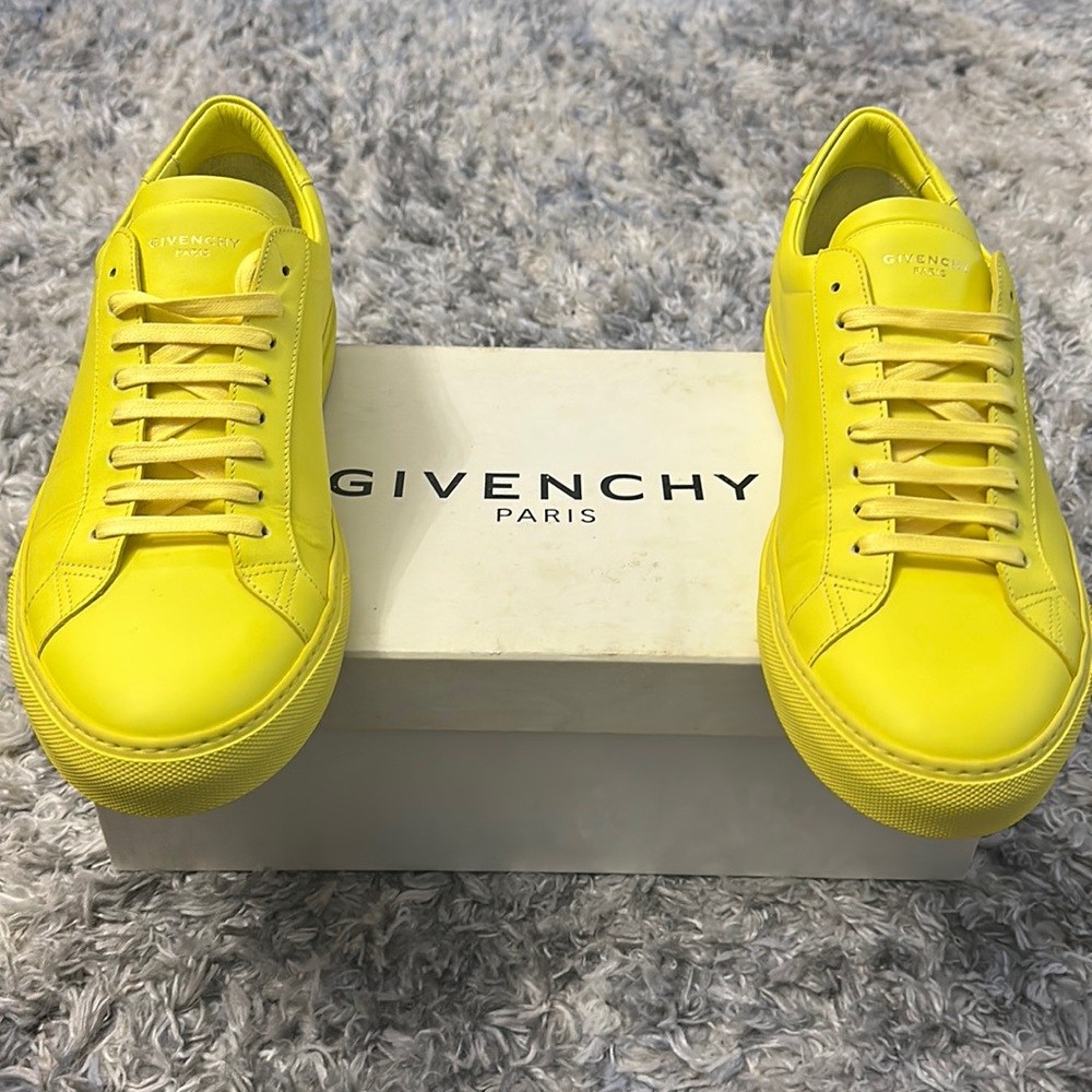 GIVENCHY Yellow Sneaker. Men’s US 10. Worn once.